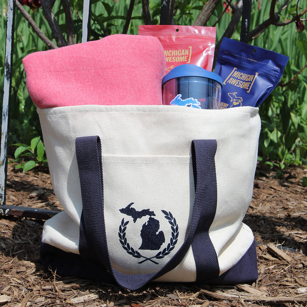 Crest Weekender Tote
